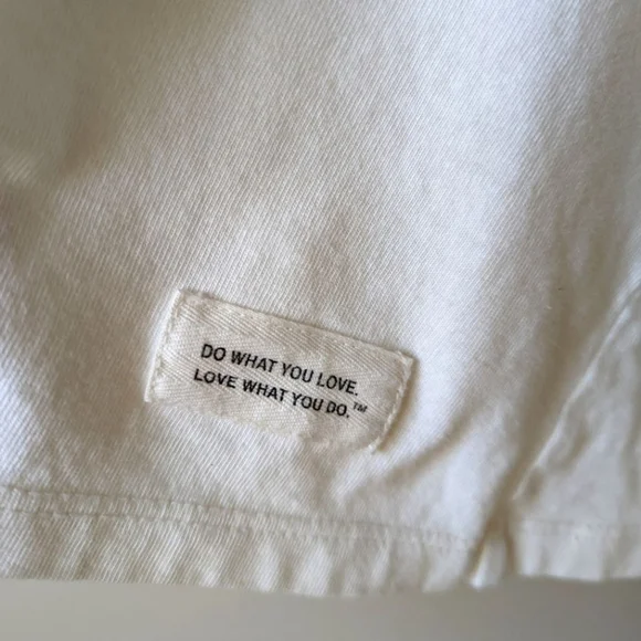 Life is Good Christmas Tree Peace Long Sleeve Soft Holiday Tee Sz L - Picture 7 of 7